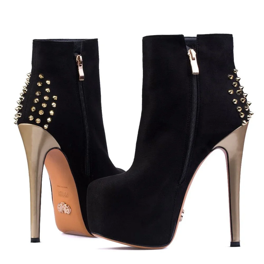 Petit Cadeau Jodi - Rounded Toe ankle boots with 6" heels and 2" platform Size 5 - Picture 1 of 7
